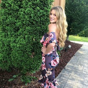 Meet your Posher, Deidra